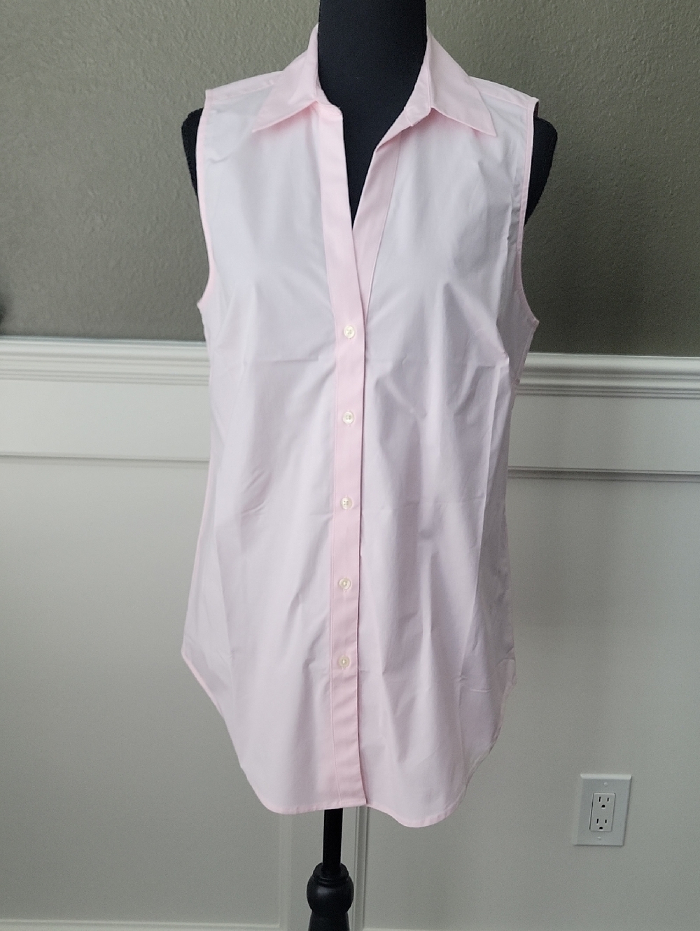 Ann Taylor Light Pink Collared Top